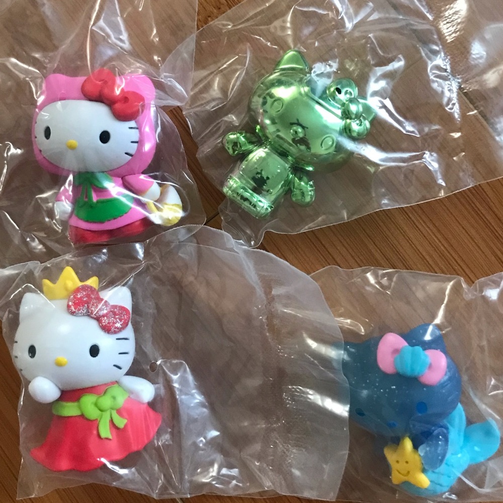 Full set Hello Kitty Mini Collectible Figures - Picture 1 of 8